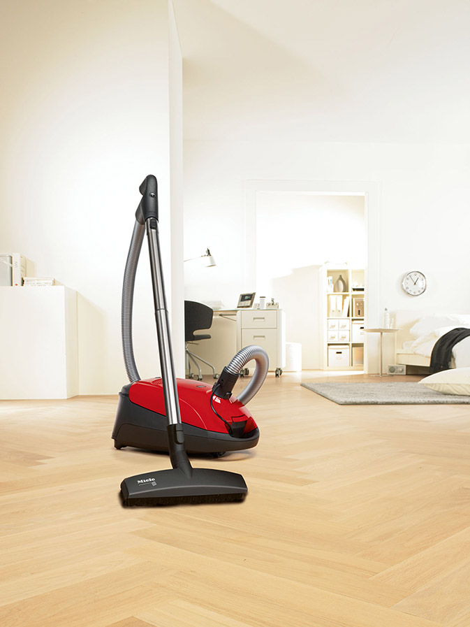 Miele_Canister_Vacuums_S2_Titan