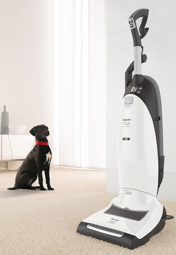 Miele_Upright_Vacuums_CatandDog