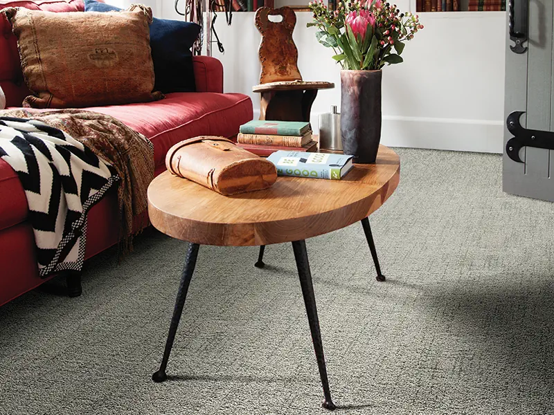 Beverly Hills RS Living Room Coffee Table Dark Carpet