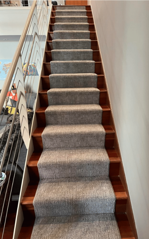 Carpet on stairway